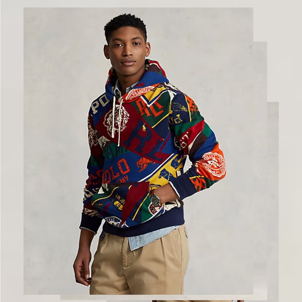 Pennant-Print Fleece Hoodie size M
